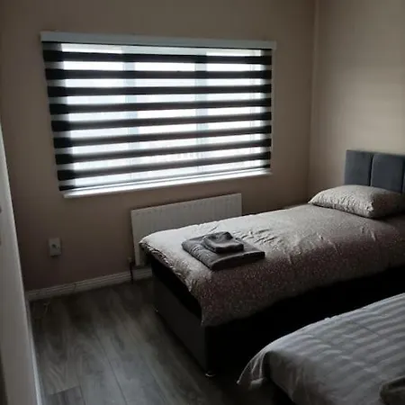 아파트 Iacomm 3 Bed *